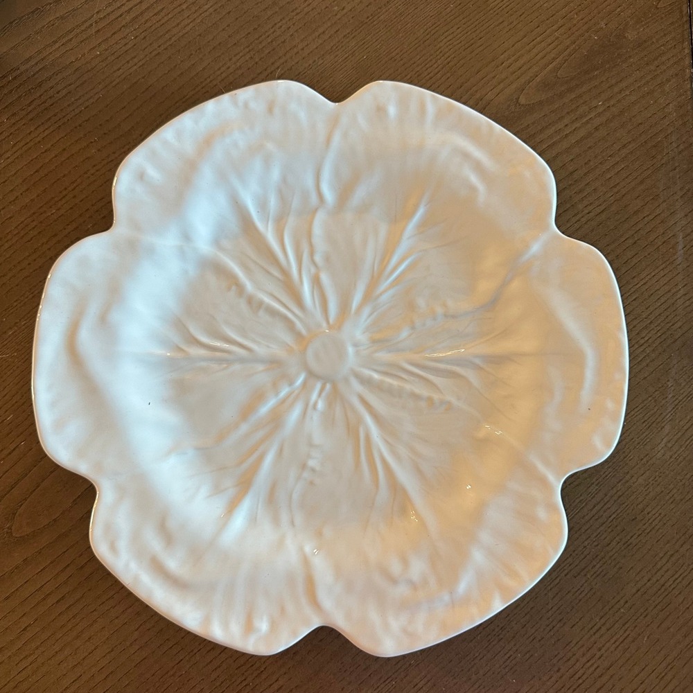 Bordallo Pinheiro White Cabbage Leaf Charger Plate 12 Inch Portugal Ceramic